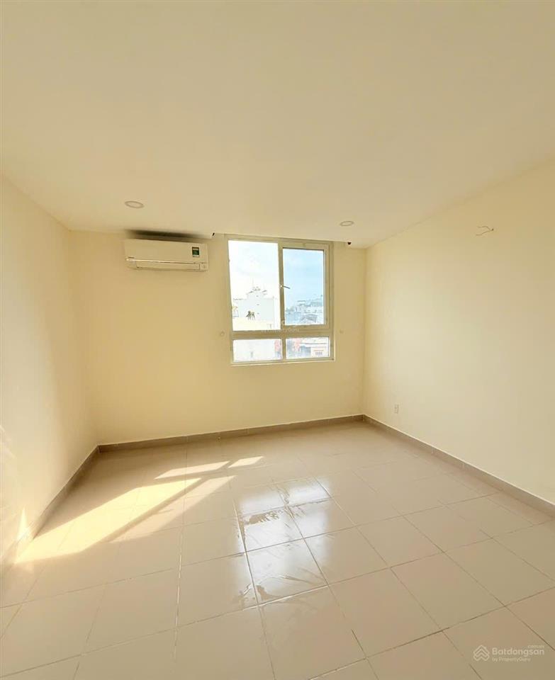 Bán căn hộ hà đô 86m 2pn2wc sổ hồng riêng lâu cao thoáng mát  0932 834 ***