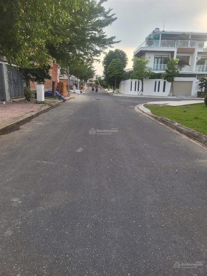 Bán đất kđt gói 5 mỹ gia, đối diện công viên, sạch đẹp, giá chỉ 5,3 tỉ.  yến 0905 050 ***