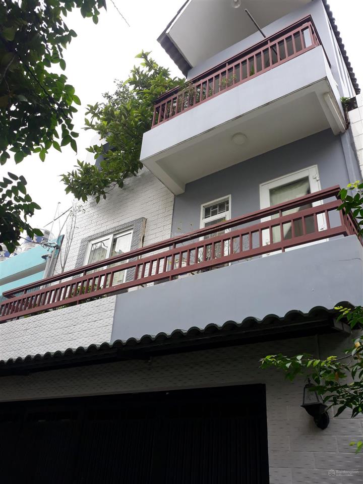 Bán nhà hxh cách mạng tháng 8 q.3 (dt 6x11)m, nhà 2 lầu, giá 10.5 tỷ tl