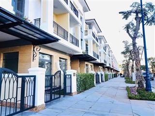 Verosa khang điền 1t 3l 145m2, full nội thất đẹp, sổ hồng verosa khang điền 0901 471 ***