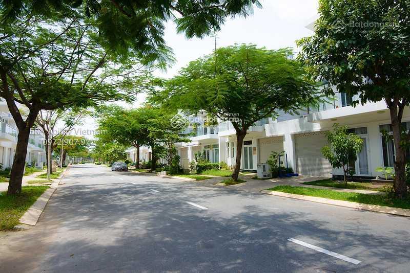 Giá tốt verosa park khang điền 8x18.5m,nhà đẹp, 1 trệt 3 lầu, sổ hồng, vị trí đẹp 0901 471 ***