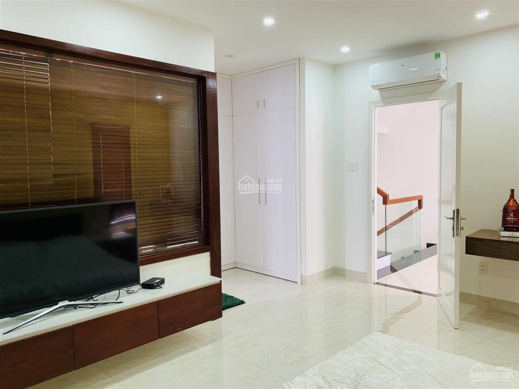 Bán gấp biệt thự 8x18m, có nội thất nhà đẹp 15.9 tỷ, đường lớn, hướng mát, sổ hồng, an ninh
