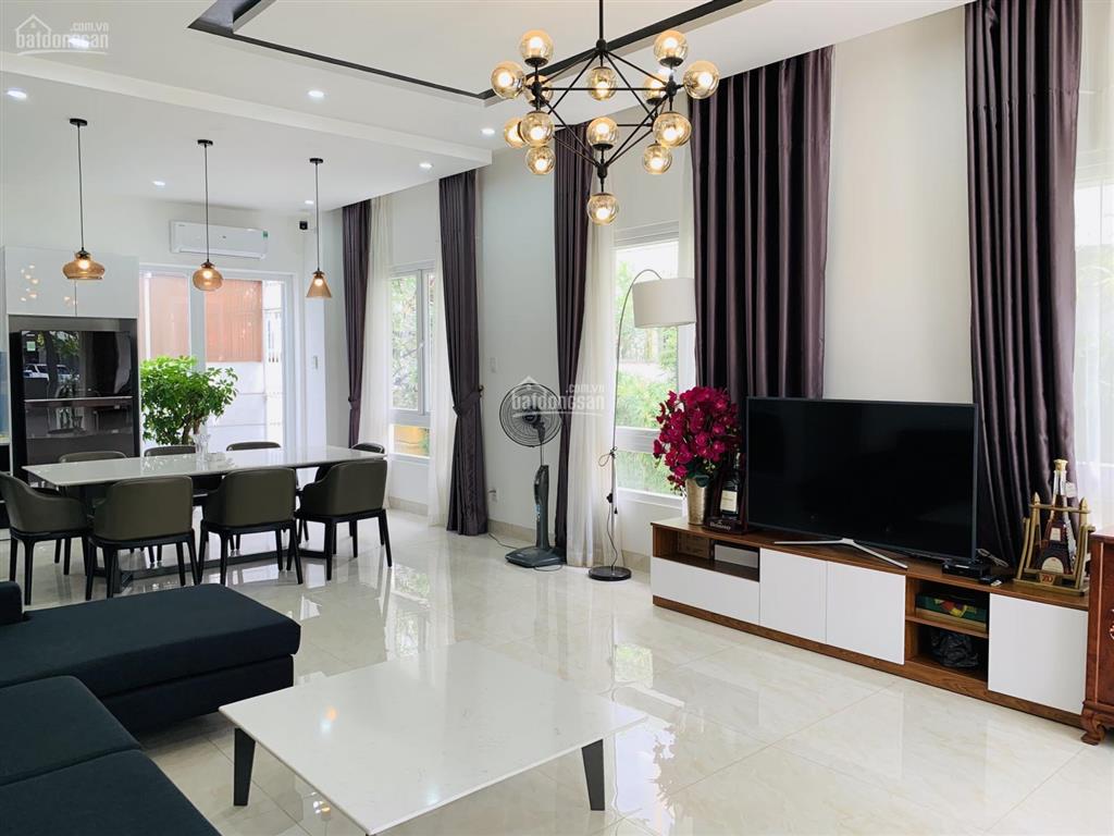Bán gấp biệt thự 8x18m, có nội thất nhà đẹp 15.9 tỷ, đường lớn, hướng mát, sổ hồng, an ninh