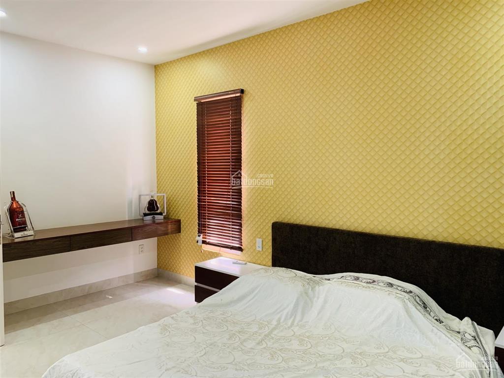 Bán gấp biệt thự 8x18m, có nội thất nhà đẹp 15.9 tỷ, đường lớn, hướng mát, sổ hồng, an ninh