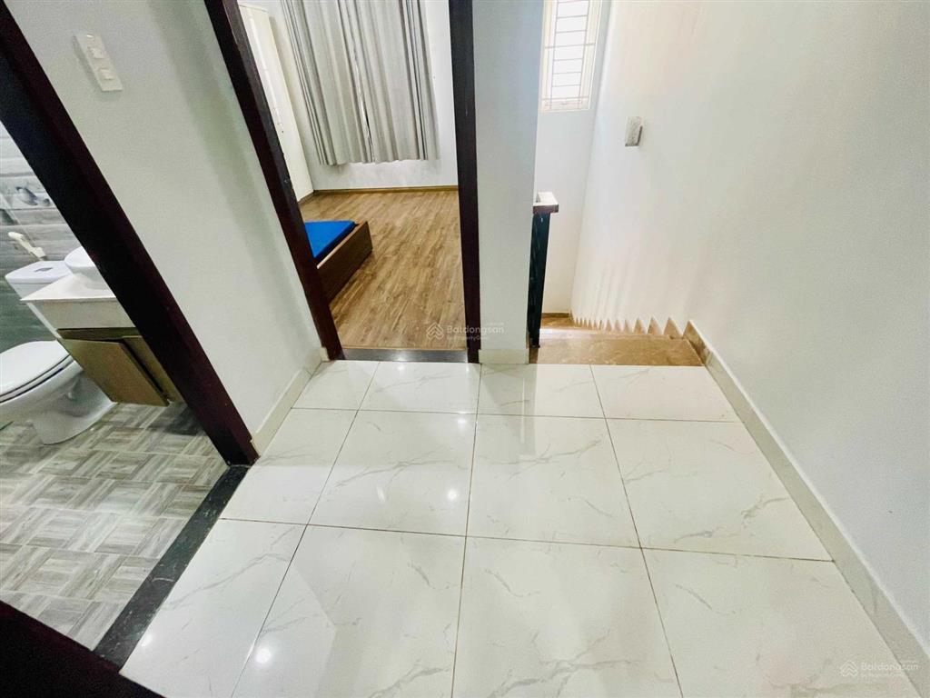 Mega village khang điền 1t 2l  giá 13.2 triệu/th full nội thất, an ninh 0901 471 ***