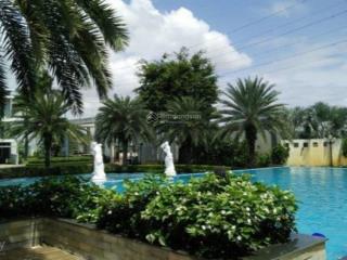 Bán gấp căn gốc 128m2, nội thất mới, hd thuê dài hạn, cạnh sân vườn lớn, sổ hồng