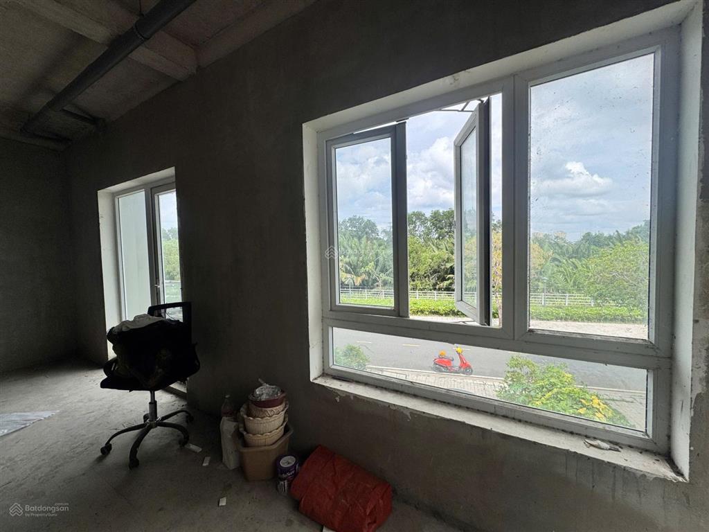 Bán nhà gốc vườn đẹp view sông tại rio vista, 17tỷ, 126m2, q9, hcm