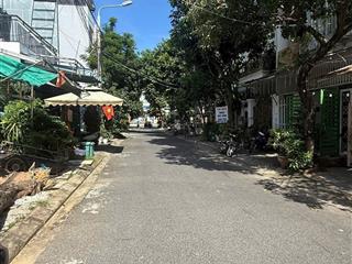 Bán đất trần quý khách . gần trường võ thị sáu . giá vip
