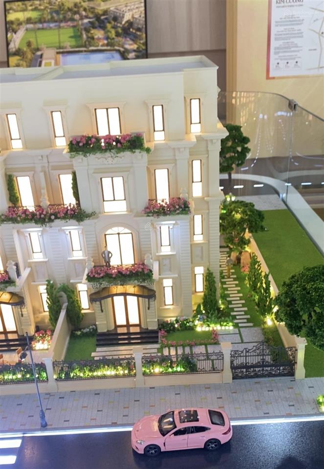 Bán gấp biệt thự song lập view sông 288m2 giá 39 tỷ