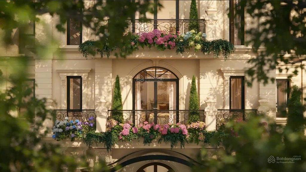 Ngộp bank cắt lỗ 2 tỷ căn song lập 228m2 gần công viên