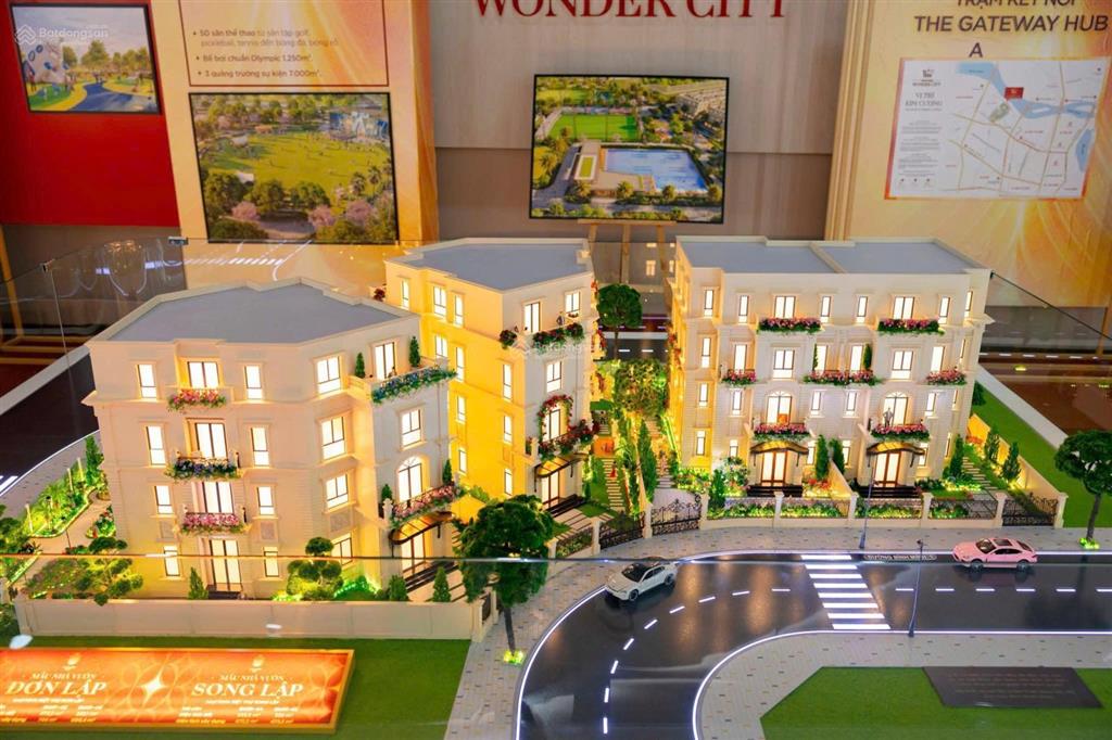 Bán gấp song lập 228m2 giá cả nhà và đất 38 tỷ