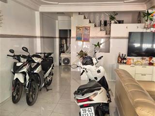 Bán 2 căn liền kề hẻm nguyễn ngọc cung, p16, quận 8, giá 5,3 tỷ/căn.  ngay 0908 097 ***