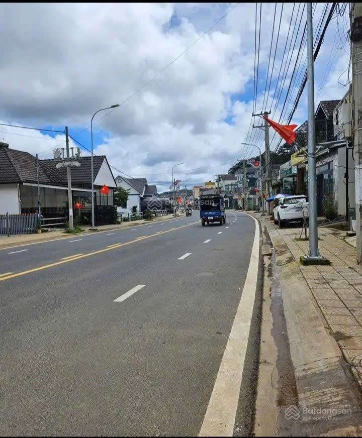 Bán nhà sổ riêng xây dựng mặt đường 19/5, phường langbiang  tp. đà lạt