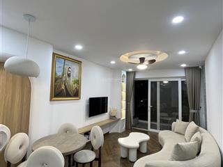 Bán căn góc full nội thất siêu đẹp 300tr cc hiệp thành building 80m2 2pn 2wc .  e công cư dân