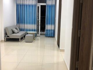 Bán căn hộ view công viên 58m2 2pn 2wc có ban công + logia phòng khách , rất hiếm khách e nhanh tay