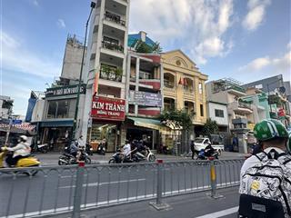 Tôi cần bán mặt tiền 252a nguyễn văn nghi, p7, dt 9.8x30m nhà 3 lầu gía chỉ 31 tỷ