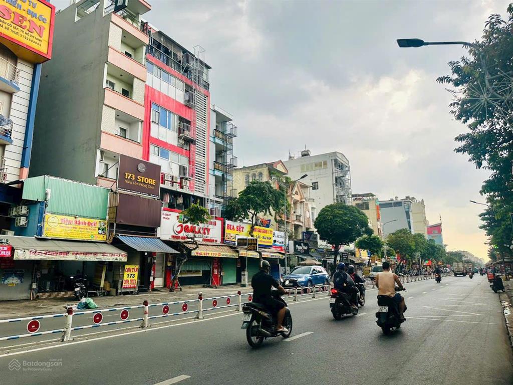 Mặt tiền nguyễn văn lượng dt 7x30m ctxd hầm 8 tầng chỉ 32 ty