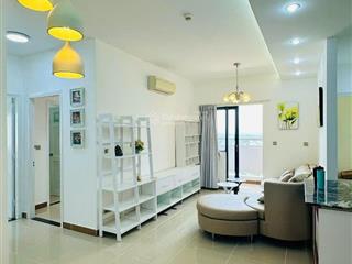 Căn hộ 3 phòng ngủ diện tích 161 căn góc, giá 14 tr tháng nhà đầy đủ nội thất  0909 770 ***