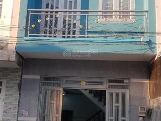 Cần tiền bán nhà 1t1l ( 3pn ) đ. bà điểm 4 xã bà điểm hóc môn, dt 80m2 , sổ hồng riêng , giá 2.8 tỷ