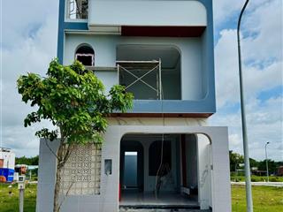 Bán nhà 1t2l trong khu dân cư tân phú trung củ chi, 80m2 , giá 2.1 tỷ, sổ hồng riêng ,đã hoàn công