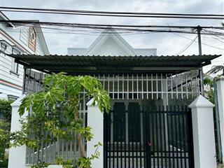 Cần bán nhà cấp 4 mới đ.hồ văn tắng x.tân phú trung, cách ql 22 khoảng 500m, dt 100m2, giá 1.6 tỷ