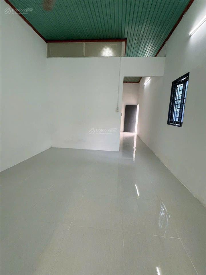 Bán đất 190m2 có sẵn căn nhà cấp 4 đ.tỉnh lộ 2 củ chi , sổ hồng riêng , giá 1.8 tỷ