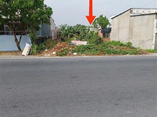 Bán lô đất đường nhựa 7m xã phước hiệp củ chi , cách quốc lộ 22 khoảng 500m , dt 135m2 , giá 1 tỷ