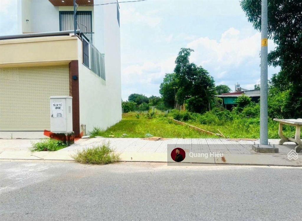 Bán lô đất 1 sẹc đ.nguyễn văn khạ gần kcn tây bắc củ chi , dt 109m2 , giá 1.3 tỷ , sổ hồng riêng