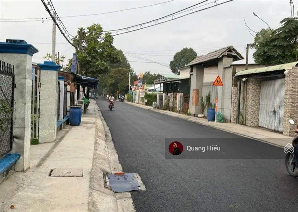 Cần bán lô đất 90m2 đ.nguyễn văn khạ thị trấn củ chi, sổ hồng riêng , giá 1.2 tỷ