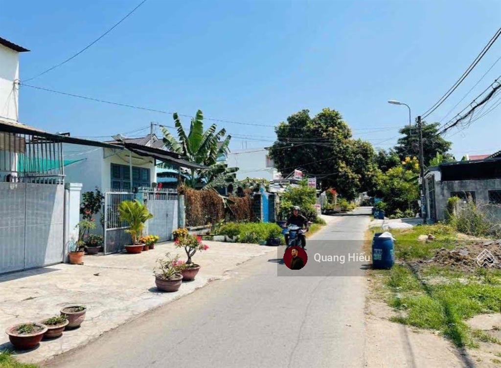 Bán lô đất 160m2 (đất thổ cư) gần bệnh viện đa khoa củ chi  1 sẹc ql 22, giá 890 triệu, sổ hồng