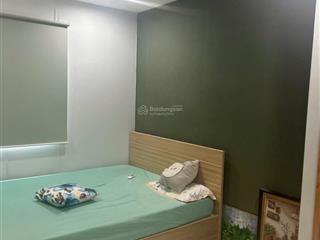Bán căn chung cư 2 phòng ngủ full nội thất hướng đông tại ct4 vcn phước hải  0908 208 ***