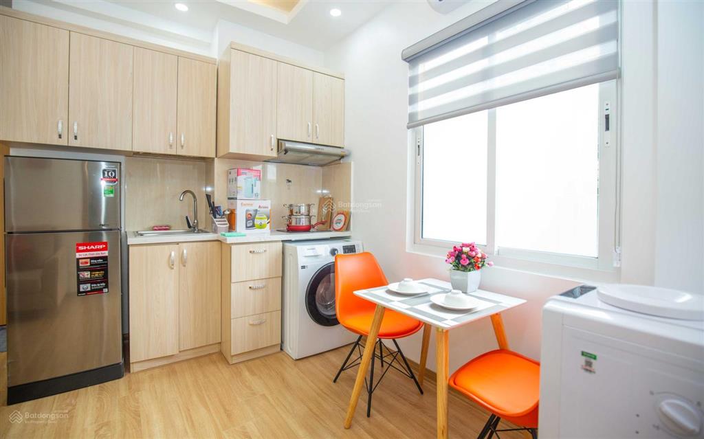 Căn hộ 1 ngủ  60m2 cho thuê phố linh lang, view đẹp, nội thất mới, gần lotte