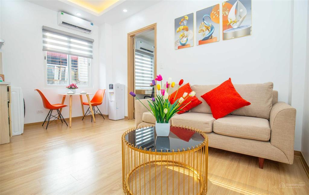 Căn hộ 1 ngủ  60m2 cho thuê phố linh lang, view đẹp, nội thất mới, gần lotte