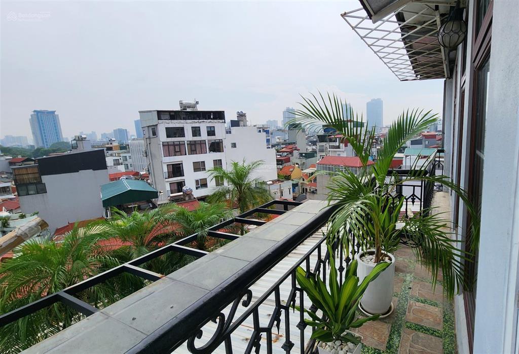 Căn hộ dịch vụ 1 ngủ rộng 70 m cho thuê tại phố đào tấn, gần lotte