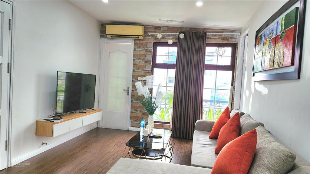 Căn hộ dịch vụ 1 ngủ rộng 70 m cho thuê tại phố đào tấn, gần lotte