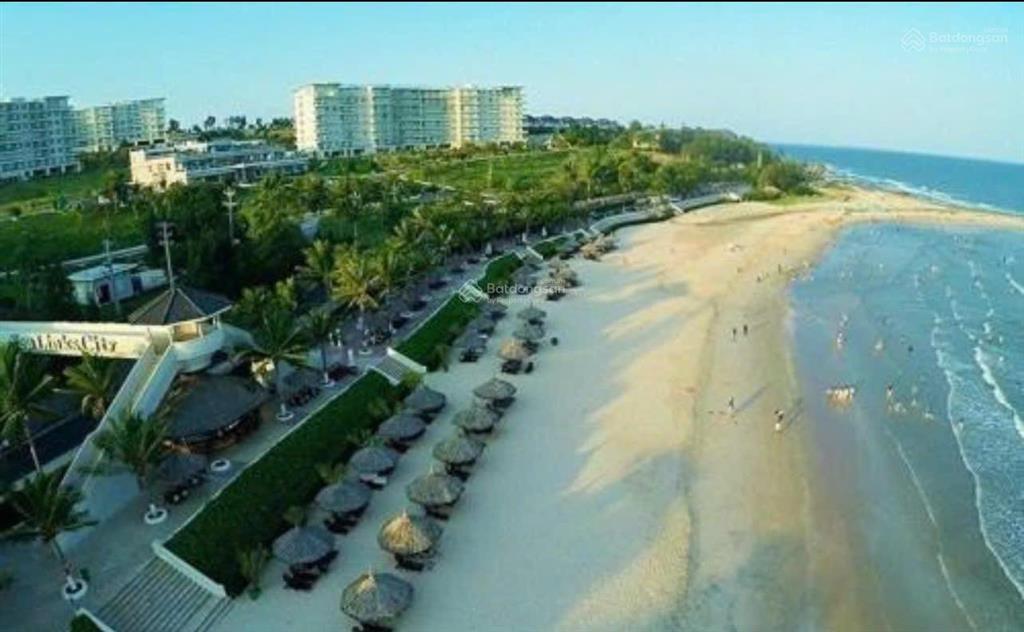 Chính chủ kẹt tiền bán lại căn hộ 38m2 view biển tầng cao giá tốt nhất thị trường 1. x50tỷ
