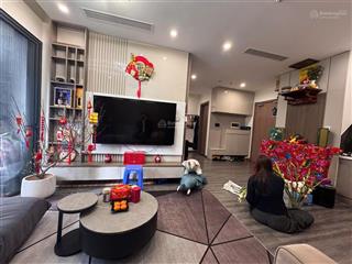 Căn 2pn2wc tòa r1.05 67,2m2  view cực thoáng  full nội thất  giá rẻ nhất thị trường chỉ 4,56 tỷ