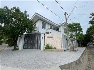 Bán biệt thự góc 2 mặt tiền kdc lê bôi phường 7 quận 8. tiện ích xung quanh đầy đủ