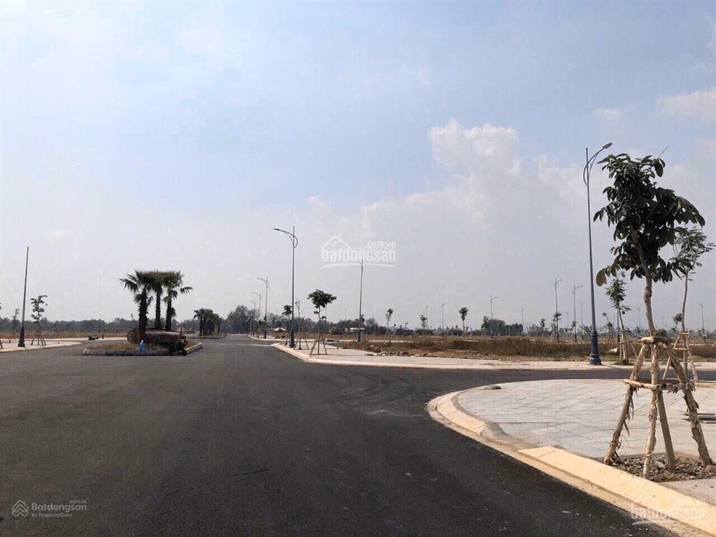 Chính chủ tôi cần bán gấp lô biên hòa new city 100m2 1.7 tỷ cho vay 80% giá trị.  0979 184 ***