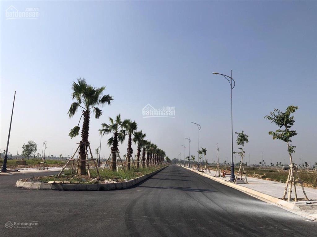 Chính chủ tôi cần bán gấp lô biên hòa new city 100m2 1.7 tỷ cho vay 80% giá trị.  0979 184 ***