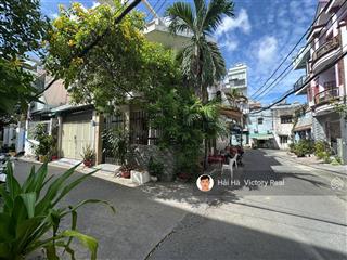 Bán nhà đường nguyễn hồng đào  thông ra đồng đen, dt 4.5 x 17.2m nhà đẹp 3 tầng + sân thượng