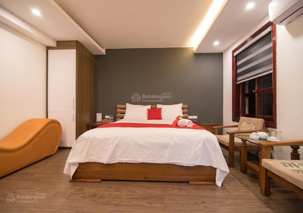 Bán gấp nhà 500m2 mặt tiền 13m phường hàng trống, quận hoàn kiếm