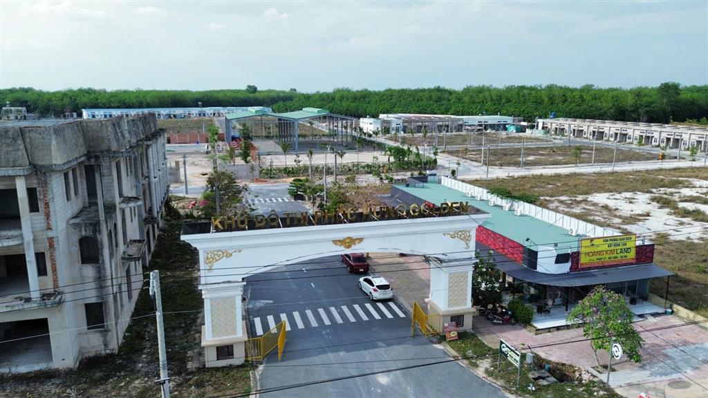 Bán lô đất giá rẻ 90m2 tại dự an phúc hưng golden chơn thành bình phước