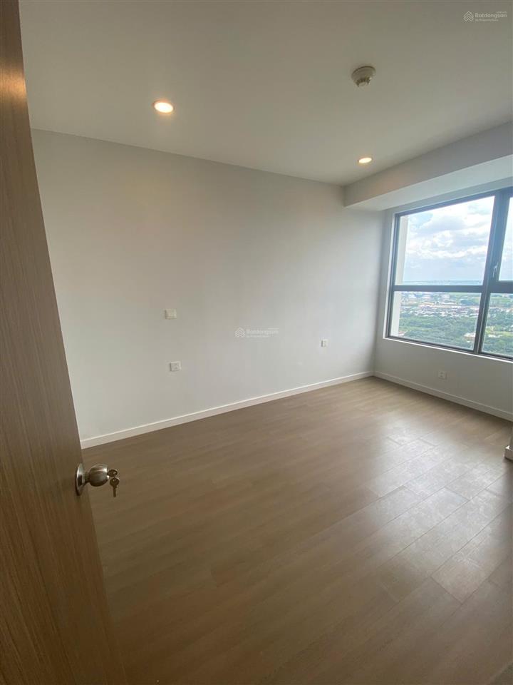 Cần bán ch riverpanorama q7 dt 62m2 giá 4,35 tỷ nhà mới 100% tầng cao view sông  0909 904 ***