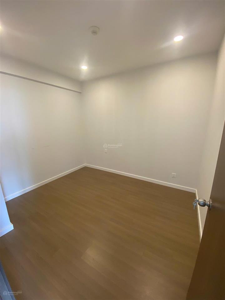 Cần bán ch riverpanorama q7 dt 62m2 giá 4,35 tỷ nhà mới 100% tầng cao view sông  0909 904 ***