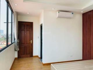 Tòa căn hộ dịch vụ cầu giấy 65m2*7 tầng thang máy  dòng tiền 65tr/ tháng giá chỉ hơn 12 tỷ