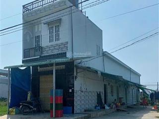 Tôi bán gấp nhà trọ 100m2 giá 1tỷ250 đường bùi thị he thị trấn củ chi gần kcn tây bắc sổ hồng riêng