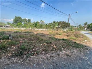 Tôi bán gấp đất 150m2 giá 900tr đường bà thiên cách ubnd xã nhuận đức 1km sổ hồng riêng