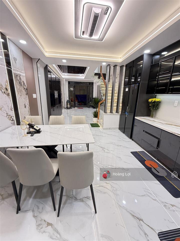 Bán nhà 129  131 đường số 2, bhhb, bình tân 4  18m2 4.5 lầu full nội thất 3pn. 6tỷ hơn hướng tây