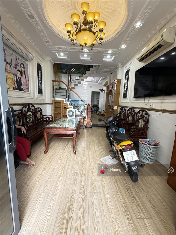 Bán nhà hẻm 703/22 lê trong tấn,tphcm dt 4x14m (full nội thất) 4lầu 5pn,6wc. 6.05ty